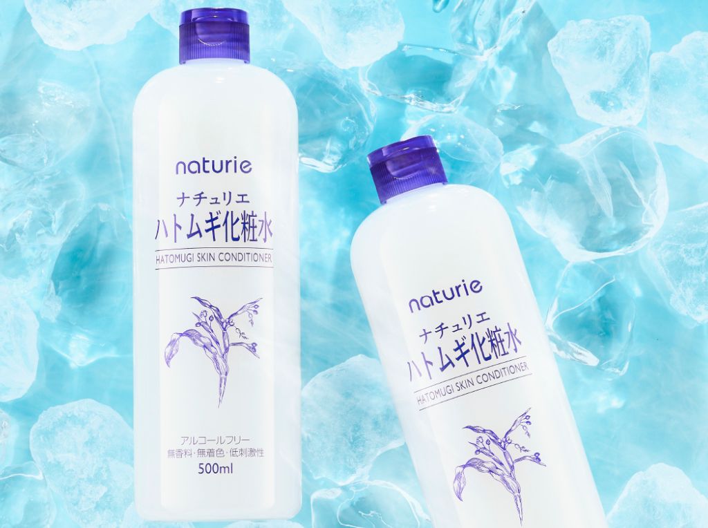 ナチュリエ ハトムギ化粧水を冷やして使うイメージ