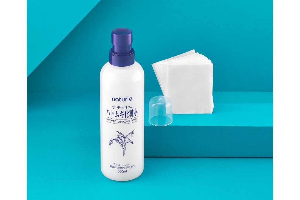 ナチュリエ ハトムギ化粧水 限定ポンプヘッド＆スクエアシートつき